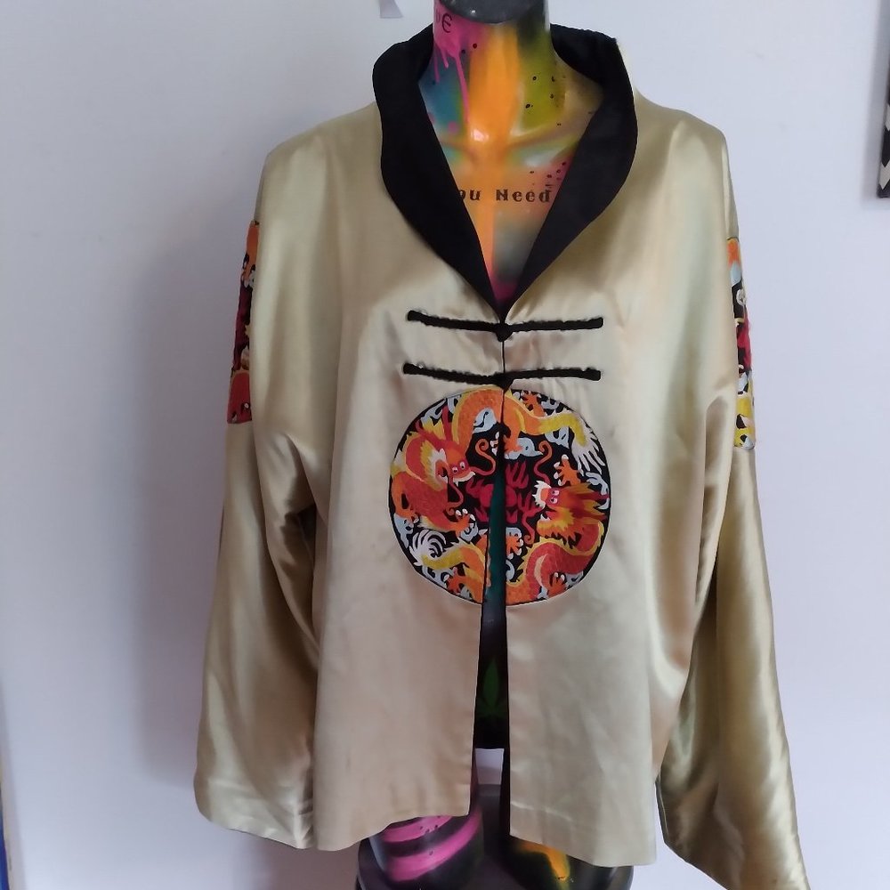 WOMANS CLOTHING - Picture 9 of 16